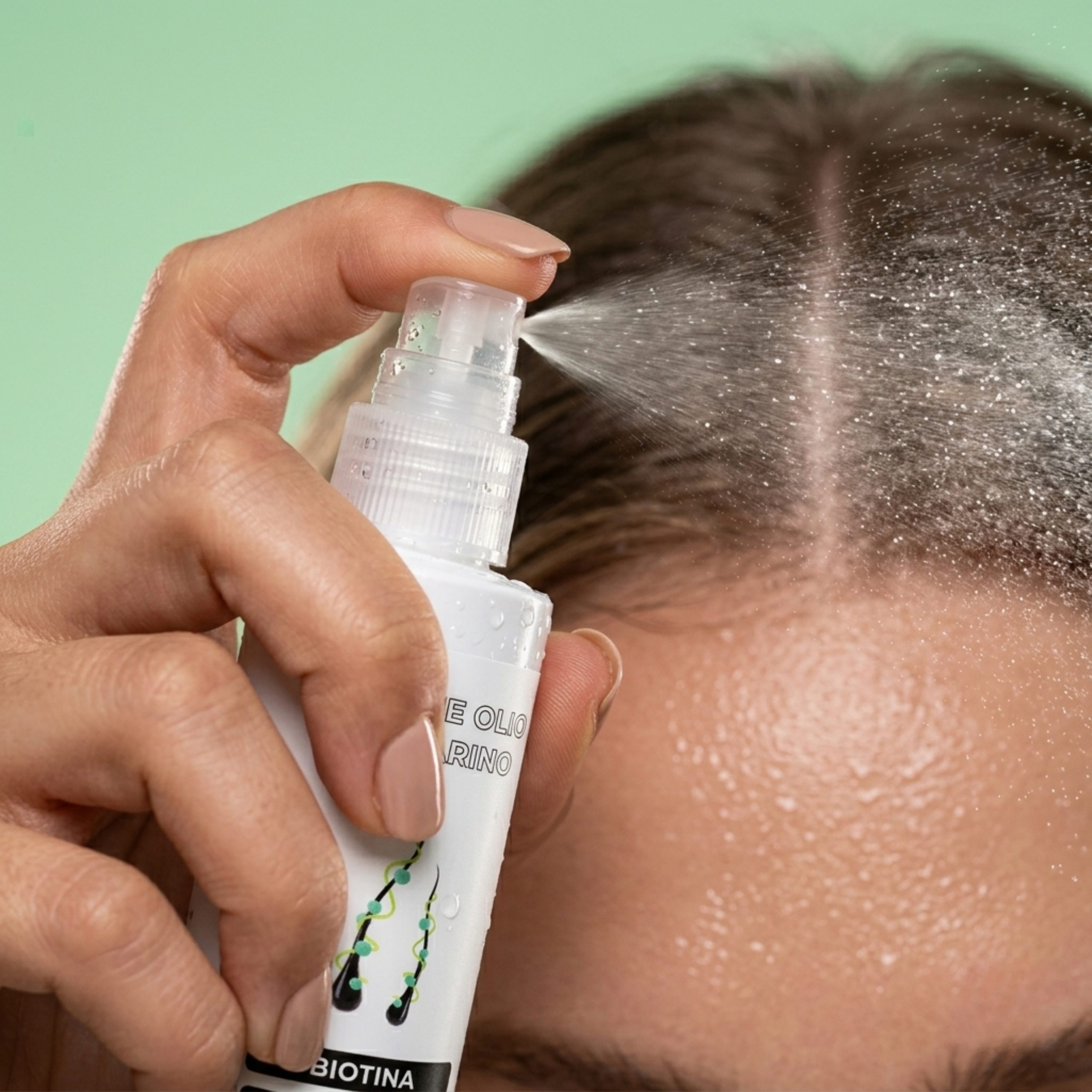 Capelli più Forti e Folti in 30 Giorni con l'Olio di Rosmarino